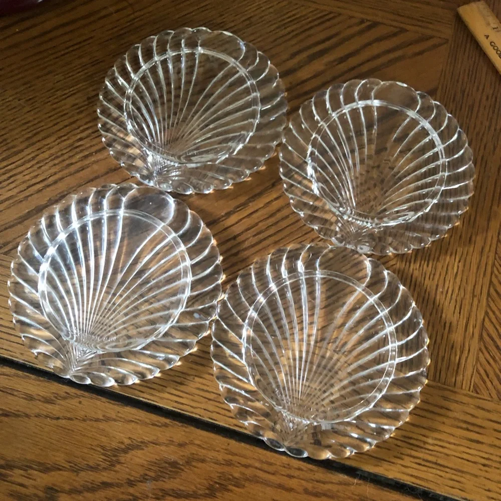 Vintage Art Deco Clear Lucite Coaster